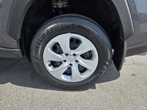 Used 2025 Toyota RAV4 LE FWD image 33