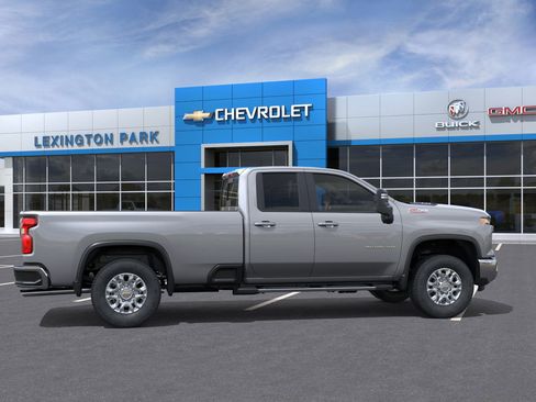 New 2026 Chevrolet Silverado 2500 LT image 5