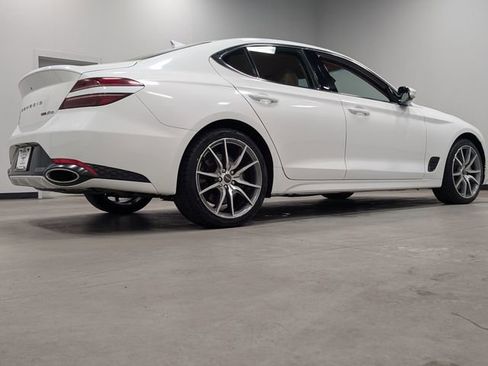 Used 2022 Genesis G70 3.3T image 12