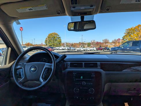 Used 2013 Chevrolet Tahoe LT w/ Texas Edition image 20