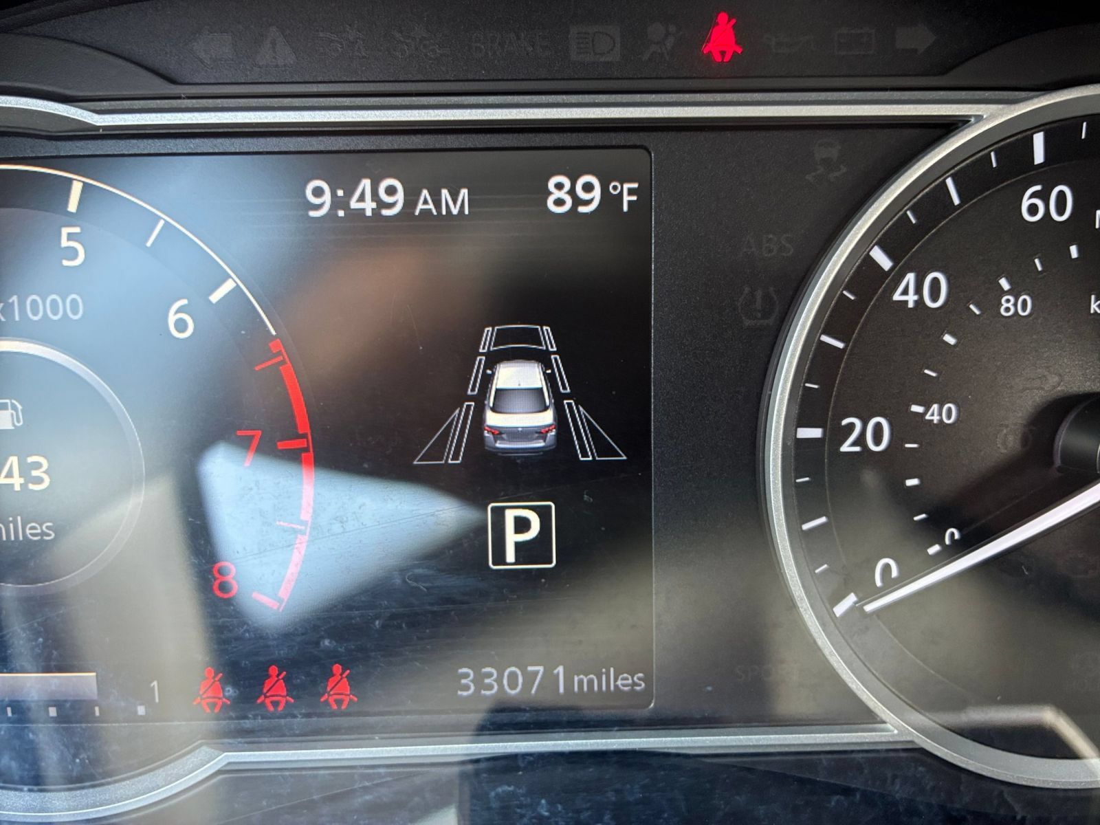 Used 2025 Nissan Versa SV FWD image 37