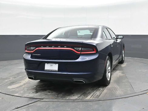 Used 2016 Dodge Charger SE image 10
