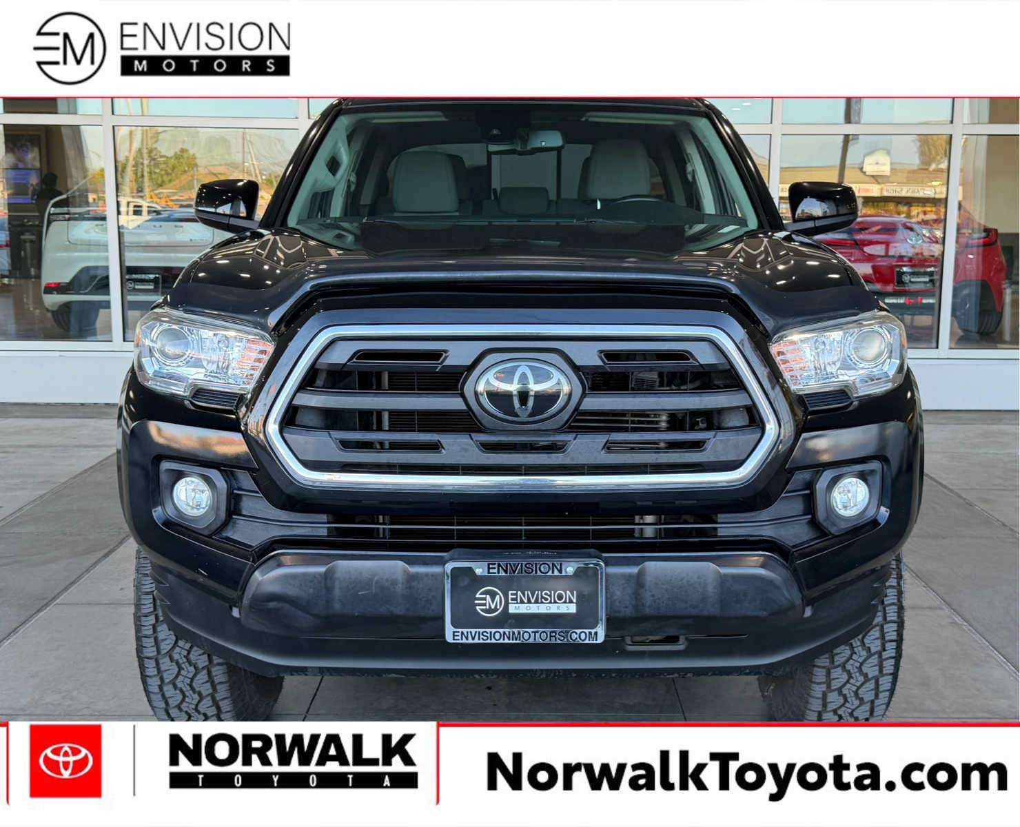 Used 2019 Toyota Tacoma SR5 RWD image 4