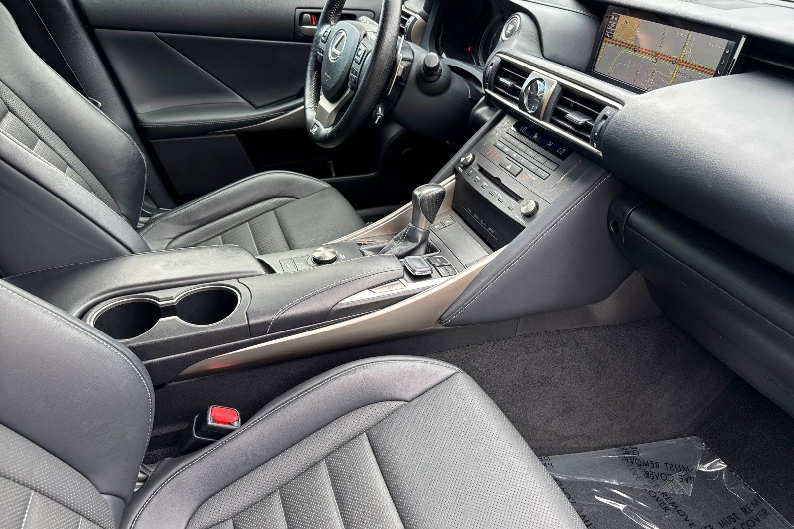 Used 2019 Lexus IS 300 F Sport w/ F Sport Package RWD image 19