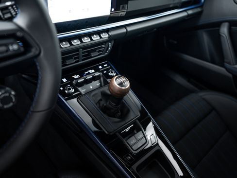 New 2026 Porsche 911 Carrera T image 19