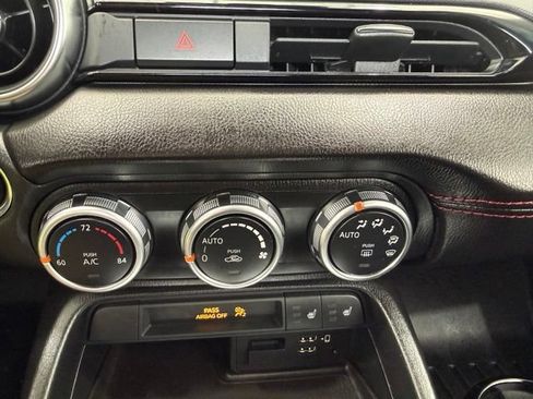 Used 2018 MAZDA MX-5 Miata Grand Touring RWD image 26