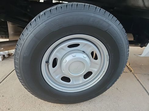 Used 2015 Ford F350 XL image 22