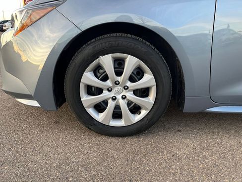 Used 2024 Toyota Corolla LE image 29
