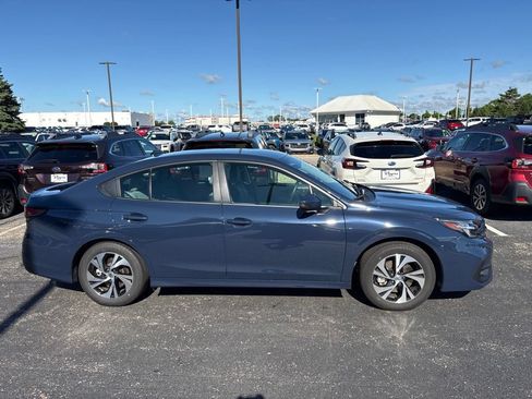 Certified 2025 Subaru Legacy Premium AWD/4WD image 2