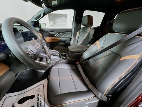 New 2026 GMC Canyon AT4 w/ Nightfall Essentials Package image 17