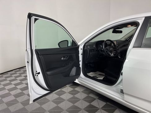 Used 2023 Nissan Sentra S FWD image 16