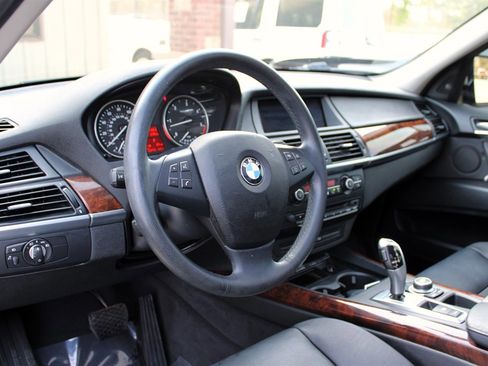 Used 2010 BMW X5 xDrive35d image 14