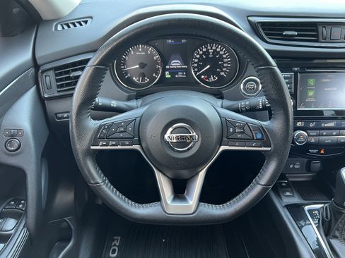 Used 2020 Nissan Rogue SV AWD/4WD image 27
