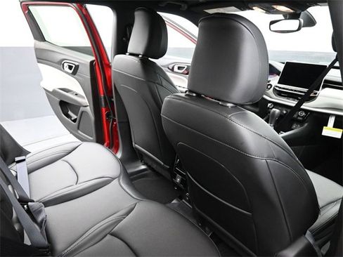 New 2026 Jeep Compass Limited image 21