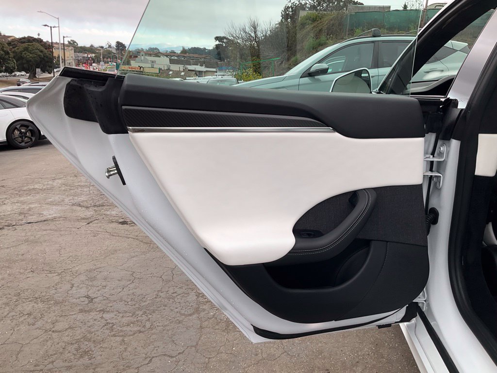 Used 2021 Tesla Model S Plaid AWD/4WD image 34