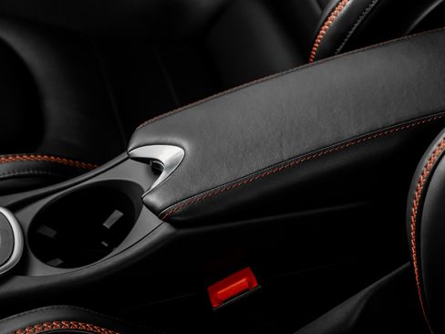 Used 2023 McLaren GT image 32