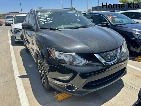 Used 2018 Nissan Rogue Sport SL w/ SL Premium Package AWD/4WD image 5