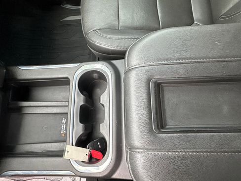 Used 2020 GMC Sierra 2500 SLT w/ SLT Premium Plus Package image 27