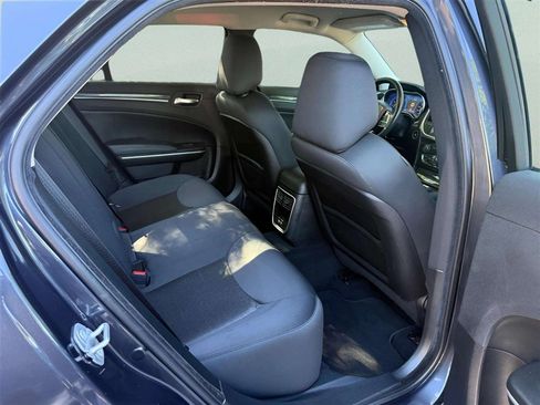 Used 2019 Chrysler 300 Touring w/ Sport Appearance Package RWD image 12