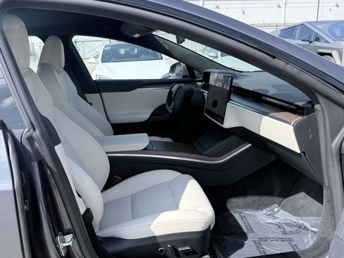 Used 2021 Tesla Model S Long Range image 43