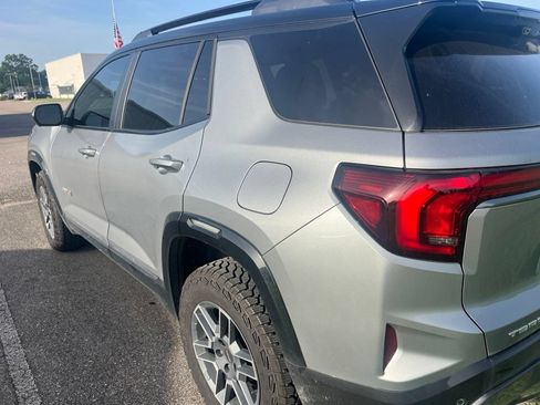 Used 2026 GMC Terrain AT4 w/ Technology Package II AWD/4WD image 4