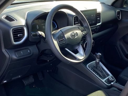 New 2026 Hyundai Venue SEL FWD image 10