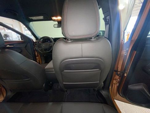 Used 2024 Chevrolet TrailBlazer RS w/ Convenience Package AWD/4WD image 36