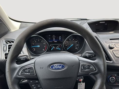 Used 2018 Ford Escape SE FWD image 24