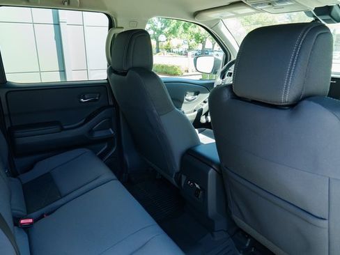 New 2025 Nissan Frontier SV w/ SV Convenience Package image 29