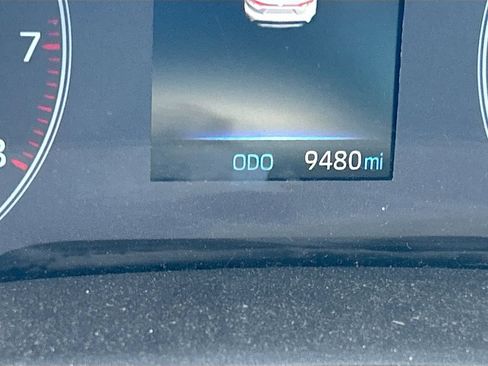 Used 2025 Toyota Corolla LE FWD image 2