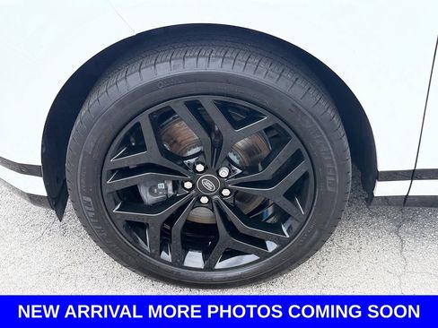 Used 2023 Land Rover Range Rover Evoque R-Dynamic S AWD/4WD image 21