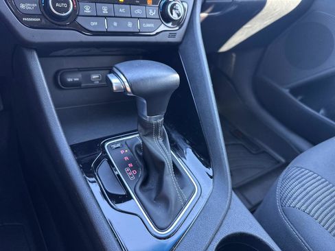 Used 2022 Kia Niro LXS image 23