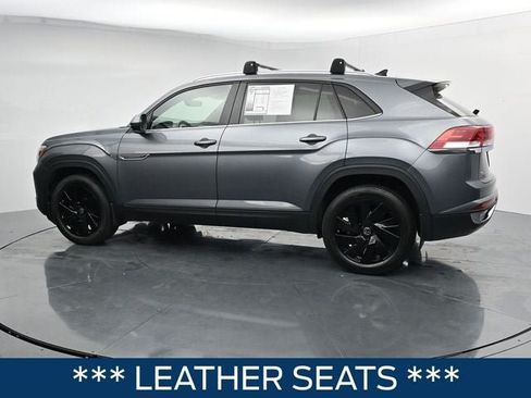 Used 2024 Volkswagen Atlas Cross Sport SE AWD/4WD image 7