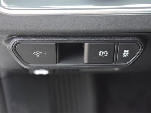 New 2025 Kia K4 EX image 19