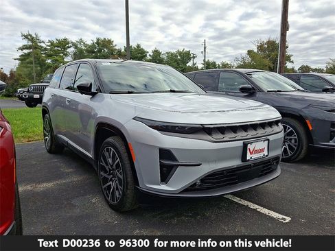 New 2025 Jeep Wagoneer S Limited image 1