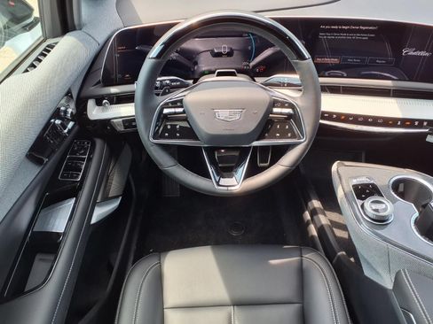 New 2027 Cadillac Optiq Sport w/ LPO, Floor Liner Package AWD/4WD image 11