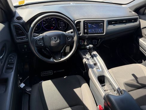 Used 2022 Honda HR-V Sport image 15