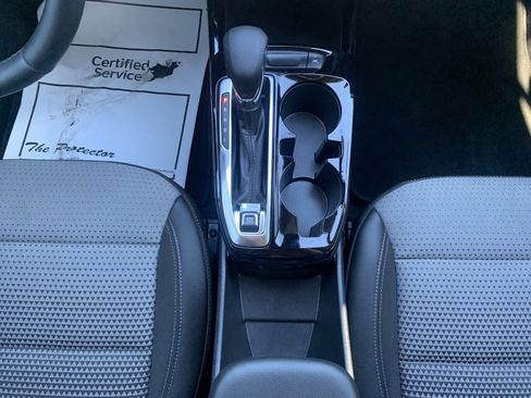 Used 2024 Chevrolet Trax LT w/ Driver Confidence Package image 27