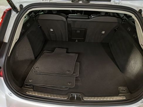 Certified 2024 Volvo V60 B5 Cross Country Plus image 26