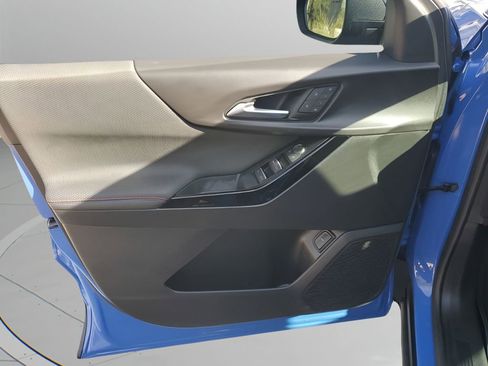 Used 2025 Chevrolet Equinox RS w/ Safety and Technology Package image 26