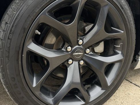 Used 2023 Chrysler 300 S image 11