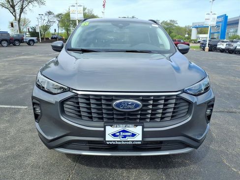 Used 2025 Ford Escape Platinum AWD/4WD image 2