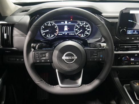 New 2025 Nissan Pathfinder SL image 20