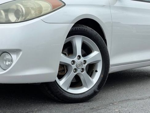 Used 2004 Toyota Solara SLE FWD image 2