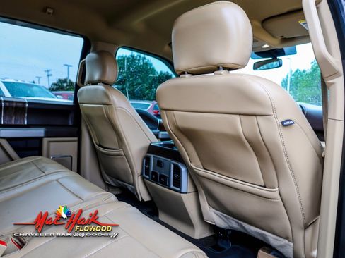 Used 2019 Ford F150 Lariat image 11