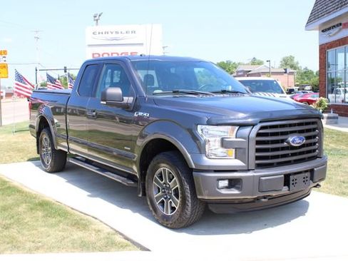 Used 2016 Ford F150 XLT w/ Equipment Group 302A Luxury AWD/4WD image 3