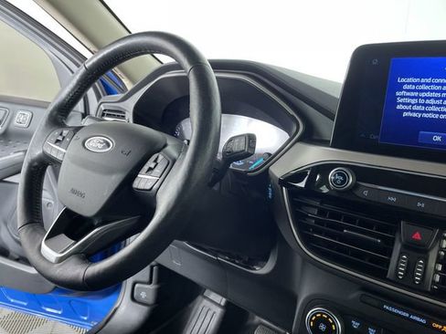 Used 2020 Ford Escape SEL image 29