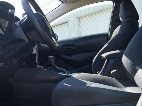 Used 2023 Toyota Corolla LE image 15