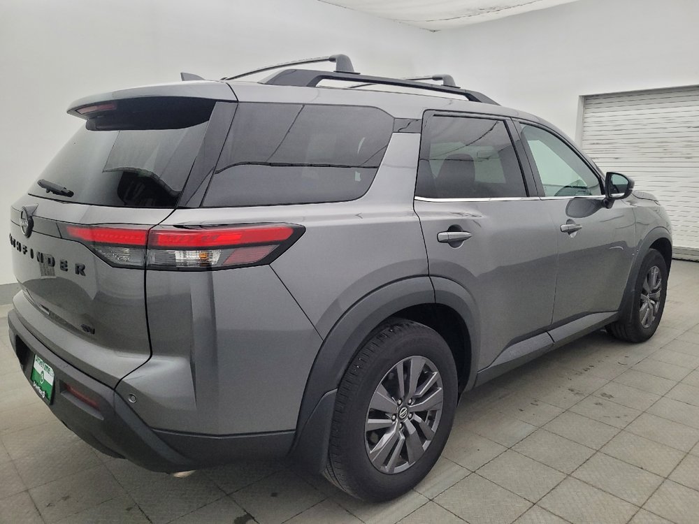 Used 2022 Nissan Pathfinder SV FWD image 10