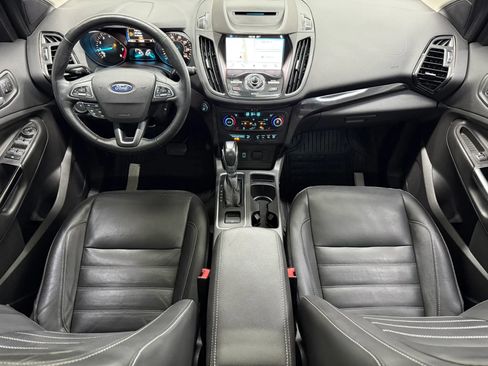 Used 2018 Ford Escape Titanium image 2